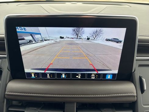 Used 2021 GMC Yukon SLT w/ SLT Luxury Plus Package image 41