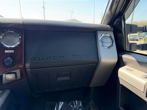 Used 2015 Ford F350 Lariat w/ Lariat Ultimate Package AWD/4WD image 33