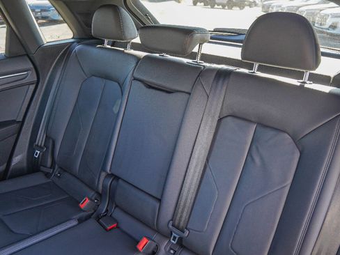 Certified 2025 Audi Q3 2.0T Premium Plus w/ Premium Plus Package image 29