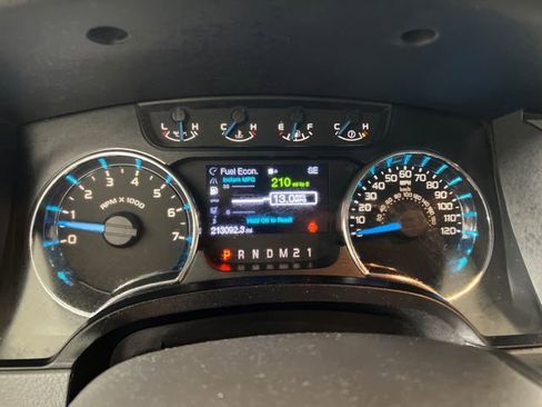 Used 2013 Ford F150 XLT w/ Luxury Equipment Group image 16