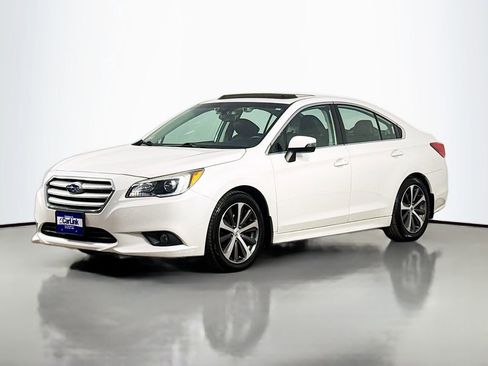 Used 2017 Subaru Legacy 2.5i Limited AWD/4WD image 3