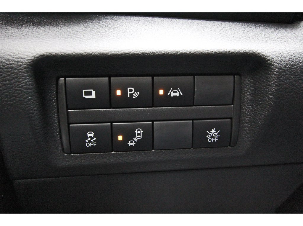 Certified 2025 Nissan Kicks Play S FWD image 22