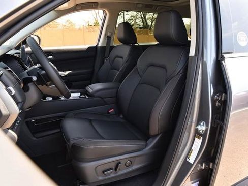 New 2026 Nissan Pathfinder SL w/ SL Premium Package AWD/4WD image 24
