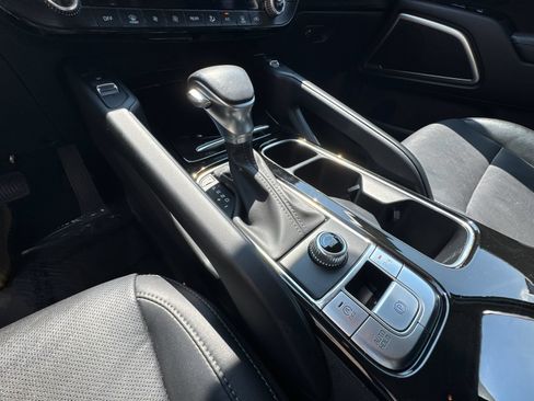 Used 2023 Kia Telluride S FWD image 29