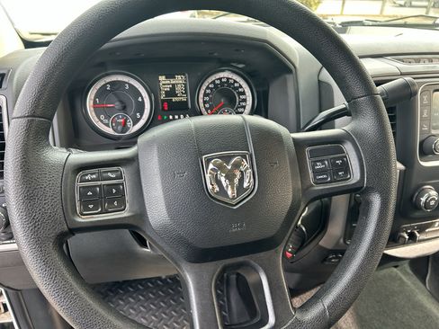 Used 2017 RAM 2500 Tradesman w/ Chrome Appearance Group AWD/4WD image 24