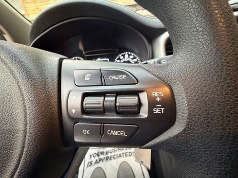 Used 2018 Kia Sorento AWD image 23