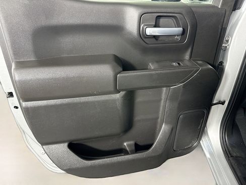Used 2021 Chevrolet Silverado 1500 LT image 25