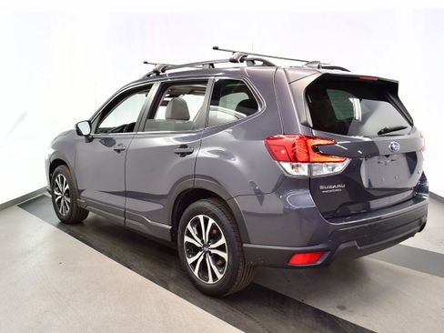 Used 2022 Subaru Forester Limited image 7