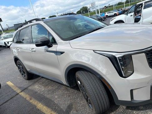 Used 2024 Kia Sorento X-Line EX AWD/4WD image 2