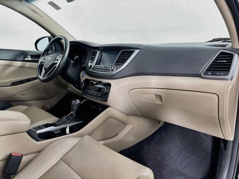 Used 2018 Hyundai Tucson SEL Plus AWD/4WD image 31