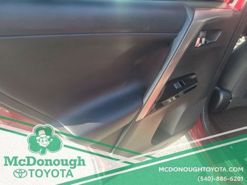 Used 2018 Toyota RAV4 Limited w/ All Weather Liner Package image 15