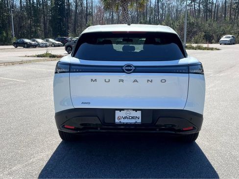 New 2025 Nissan Murano SV AWD/4WD image 9