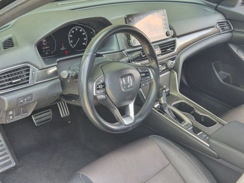 Used 2020 Honda Accord Sport image 5