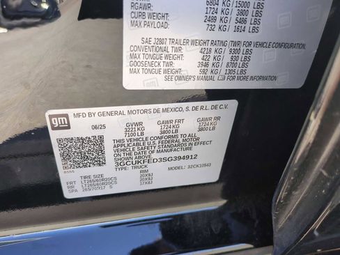 Used 2025 Chevrolet Silverado 1500 LT Trail Boss w/ Convenience Package II image 35