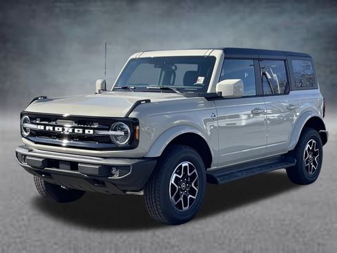 New 2025 Ford Bronco Outer Banks image 25