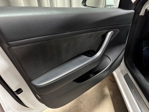 Used 2020 Tesla Model 3 Long Range image 12