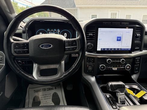 Used 2021 Ford F150 Lariat w/ Equipment Group 502A High AWD/4WD image 12