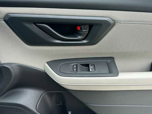 Used 2026 Subaru Forester Premium image 21