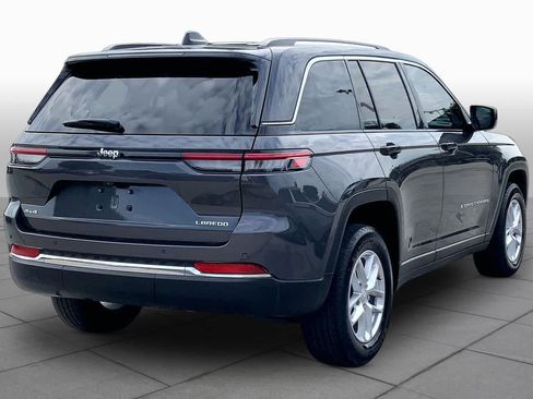 Used 2024 Jeep Grand Cherokee Laredo X AWD/4WD image 12