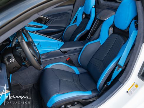 Used 2024 Chevrolet Corvette Z06 RWD image 30