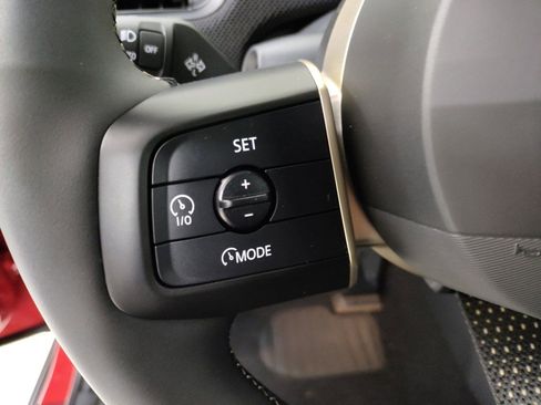 Used 2025 MINI Cooper 2-Door Hardtop image 13