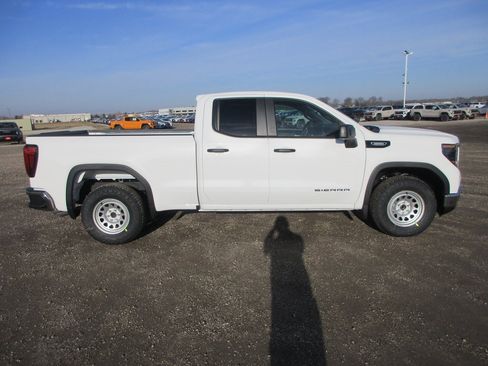 New 2026 GMC Sierra 1500 Pro w/ Pro Value Package image 3