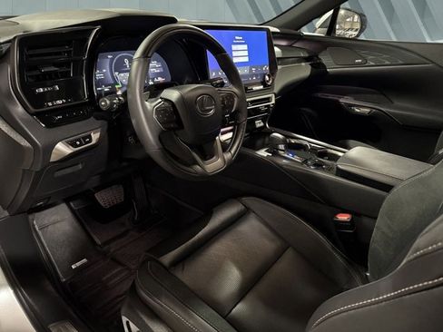 Certified 2026 Lexus RX 350 w/ Convenience Package image 11