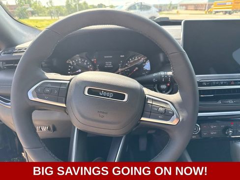 New 2026 Jeep Compass Latitude AWD/4WD image 18