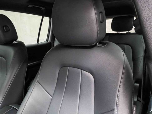 Certified 2023 Mercedes-Benz GLB 250 image 21