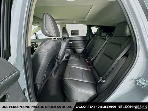 New 2025 Nissan Murano SL image 26