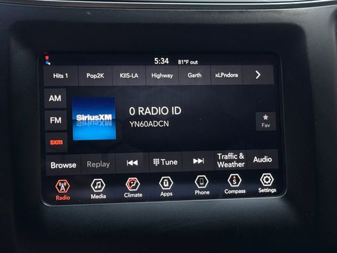 Used 2020 Jeep Cherokee Latitude Plus FWD image 36