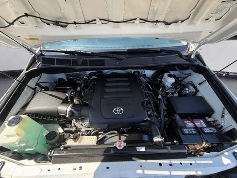 Used 2019 Toyota Sequoia TRD Sport w/ TRD Sport Premium Package AWD/4WD image 36