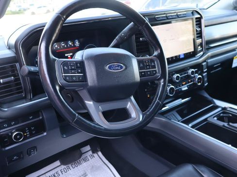 Used 2023 Ford F250 Lariat w/ Lariat Ultimate Package AWD/4WD image 10