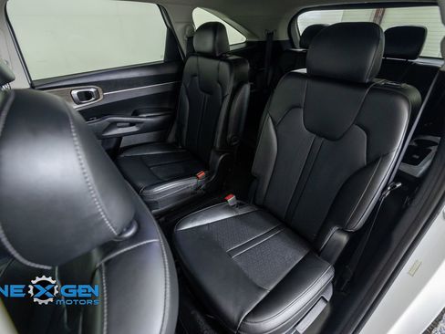 Used 2021 Kia Sorento EX w/ EX AWD X-Line Package image 34
