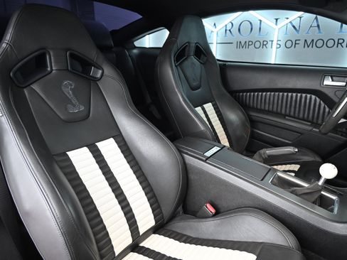 Used 2012 Ford Mustang Shelby GT500 w/ SVT Performance Pkg image 26