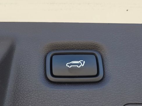 Used 2019 Hyundai Santa Fe FWD image 31