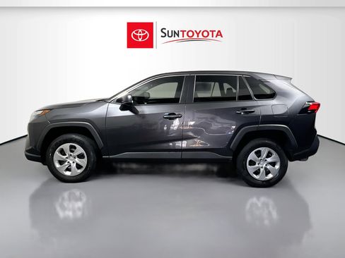 Used 2023 Toyota RAV4 LE image 7