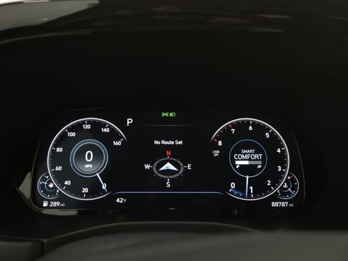 Used 2021 Hyundai Palisade Limited w/ Winter Package image 11