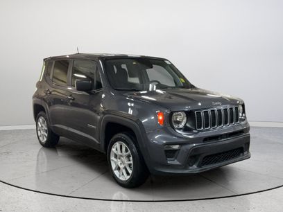 Used 2023 Jeep Renegade Latitude