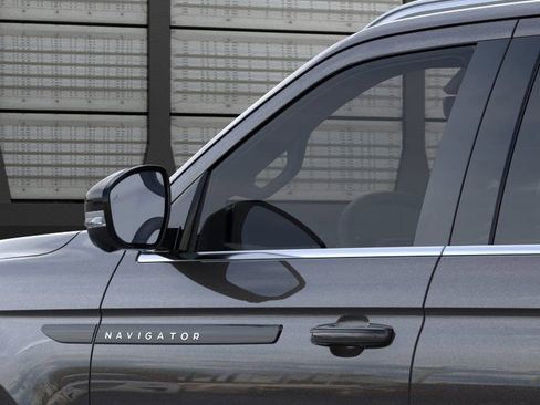 New 2025 Lincoln Navigator Black Label image 20