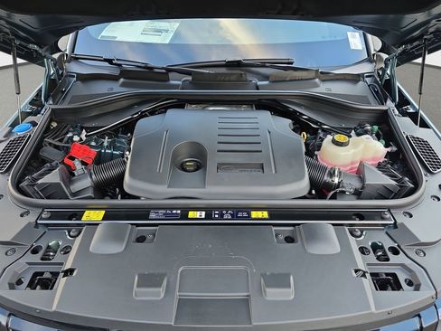 New 2026 Land Rover Range Rover Sport Dynamic SE image 32