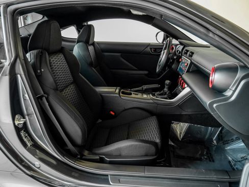 Used 2024 Toyota GR86 RWD image 30