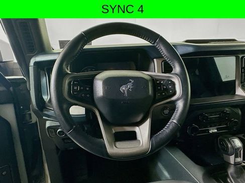 Used 2023 Ford Bronco Outer Banks image 13