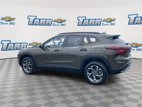 Used 2024 Chevrolet Trax LT image 6