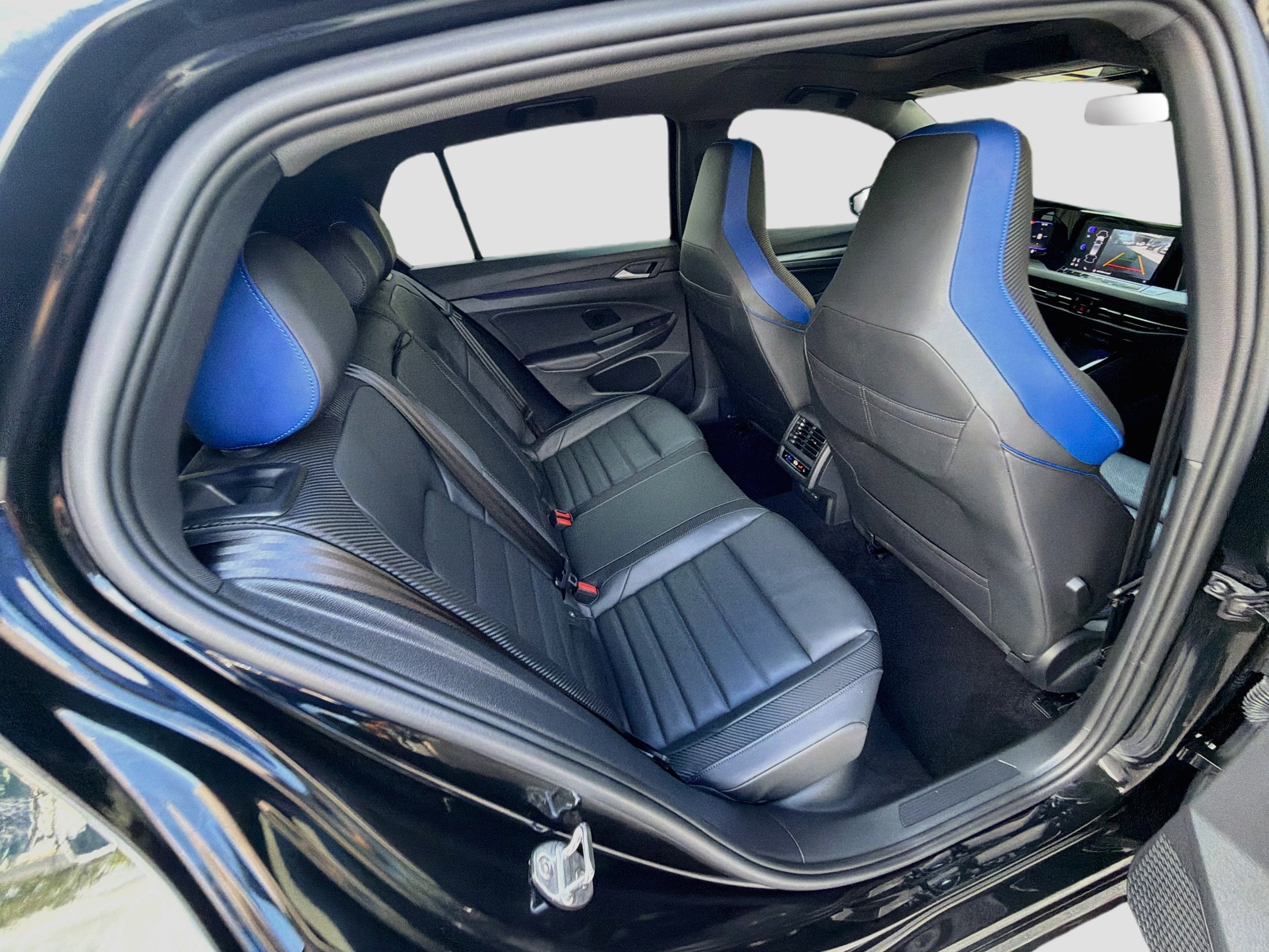 Used 2024 Volkswagen Golf R AWD/4WD image 29