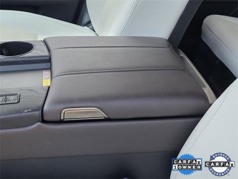 Used 2023 Lexus LX 600 4WD w/ Luxury Package image 8