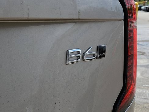 New 2026 Volvo XC90 B6 Plus w/ Protection Package Premier AWD/4WD image 21