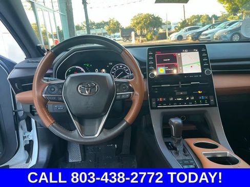 Used 2021 Toyota Avalon Limited w/ Advanced Safety Package FWD image 18