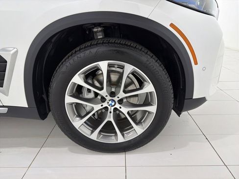 Used 2026 BMW X5 xDrive40i w/ Premium Package image 45