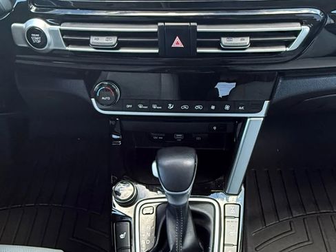 Used 2021 Kia Seltos EX image 14